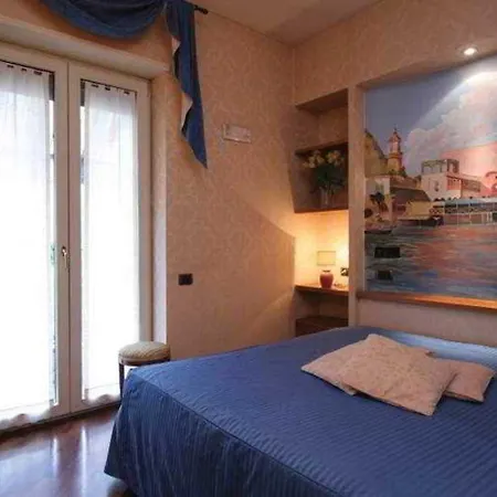 Hotell Ares Neapel