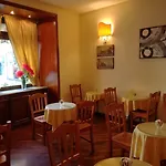 Ares Hotel Nápoles